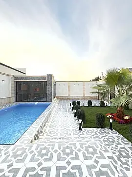 Satılır 4 otaqlı həyət evi 200 m²