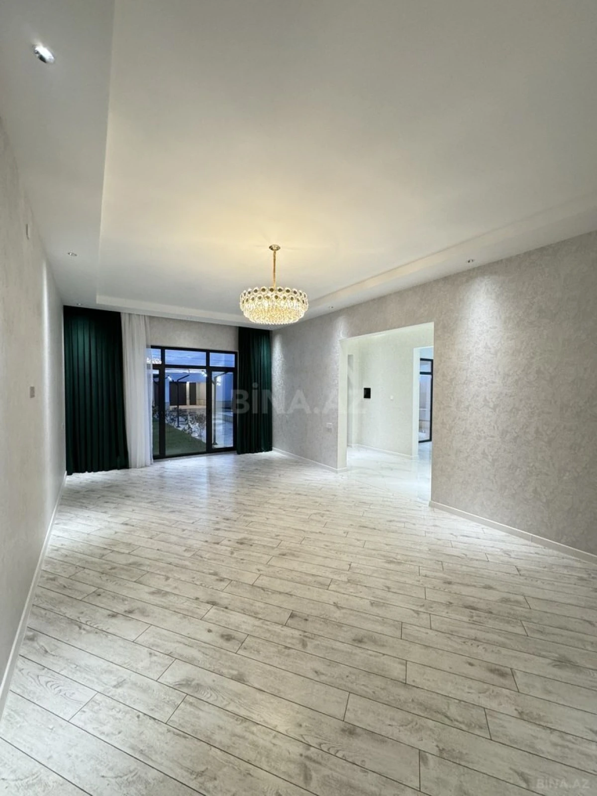 Satılır 4 otaqlı həyət evi 180 m²