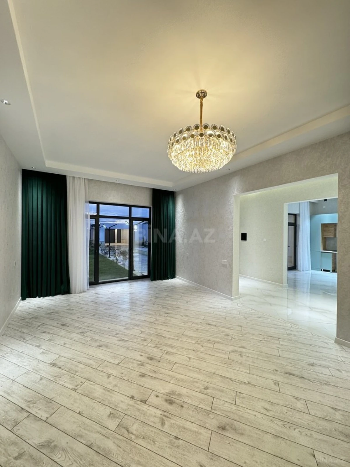 Satılır 4 otaqlı həyət evi 180 m²