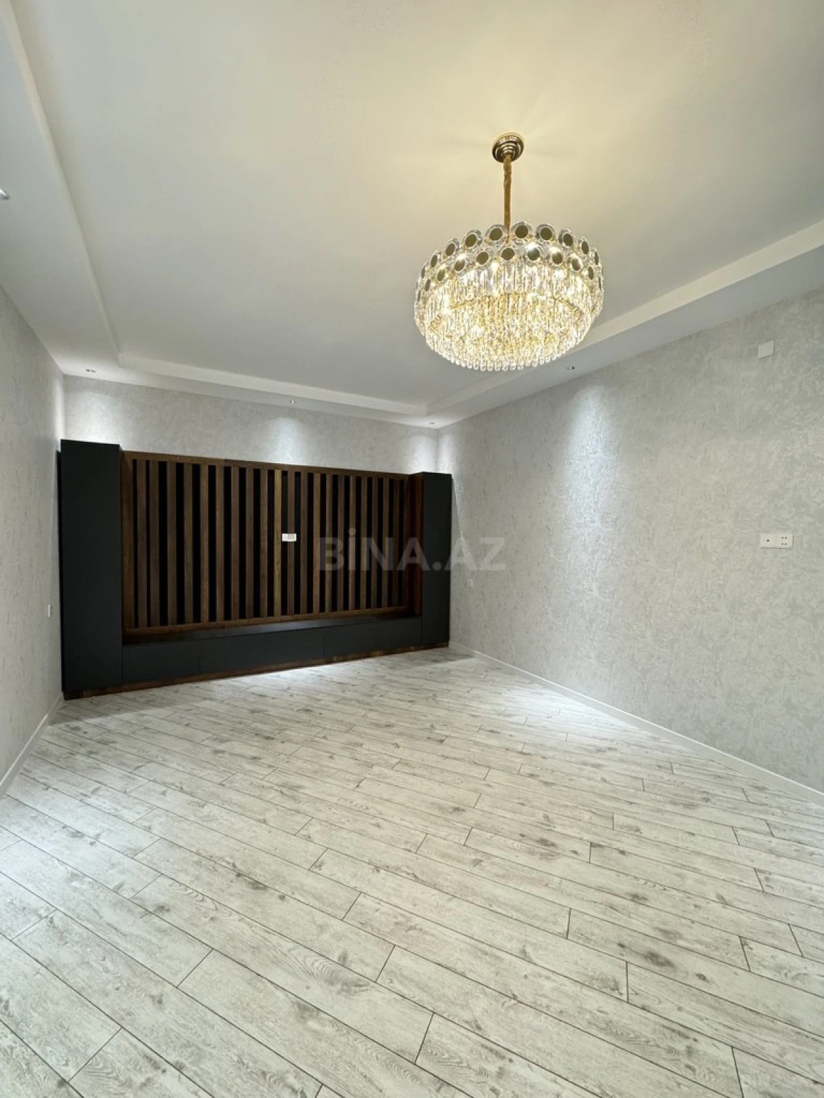 Satılır 4 otaqlı həyət evi 180 m²