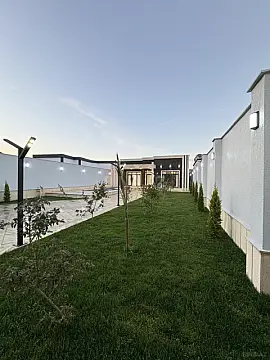 Satılır 4 otaqlı həyət evi 180 m²