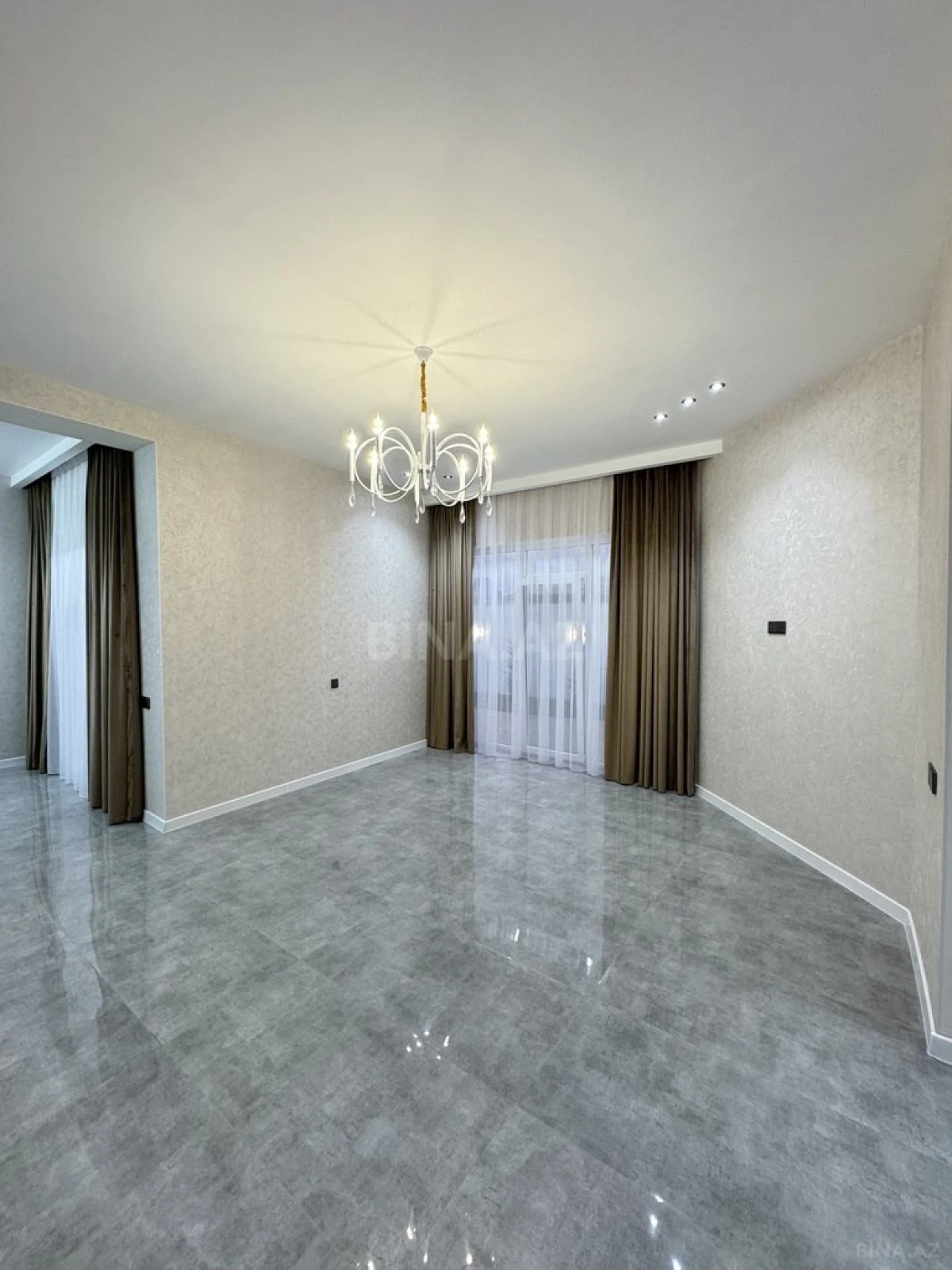 Satılır 4 otaqlı həyət evi 140 m²