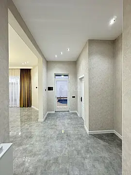 Satılır 4 otaqlı həyət evi 140 m²