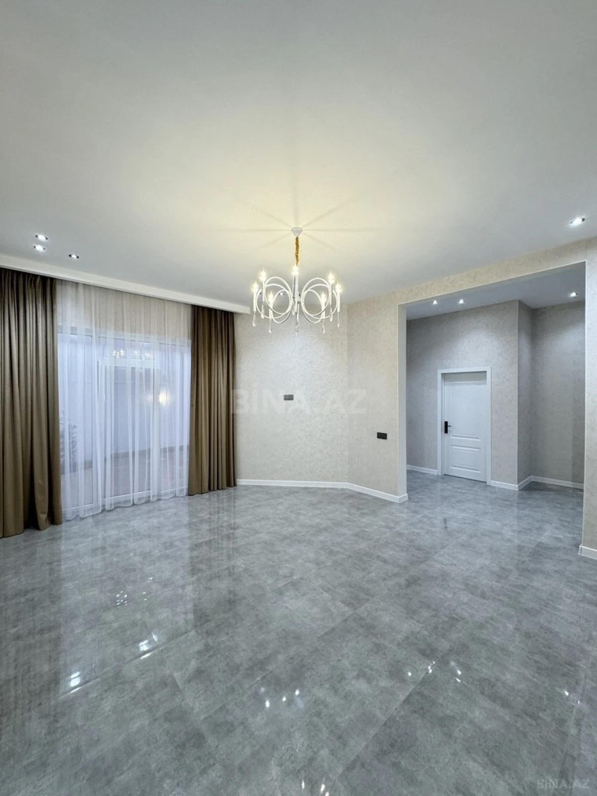 Satılır 4 otaqlı həyət evi 140 m²