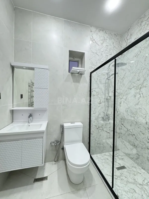 Satılır 4 otaqlı həyət evi 140 m²