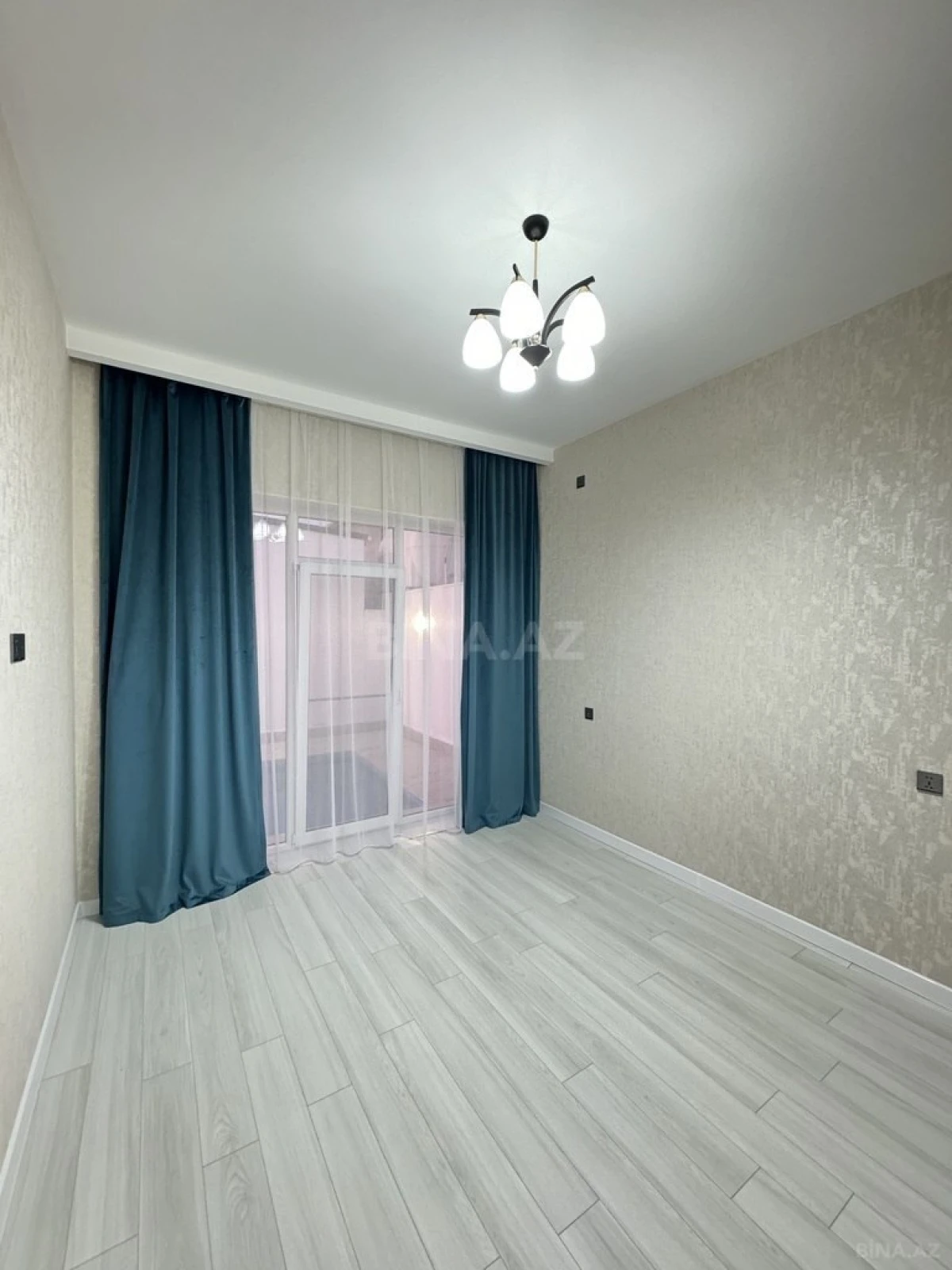 Satılır 4 otaqlı həyət evi 140 m²