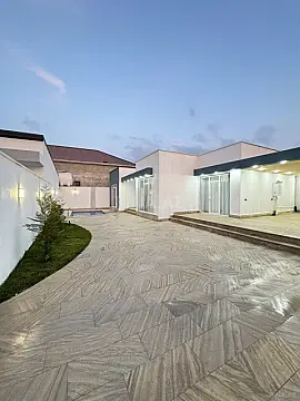 Satılır 4 otaqlı həyət evi 140 m²