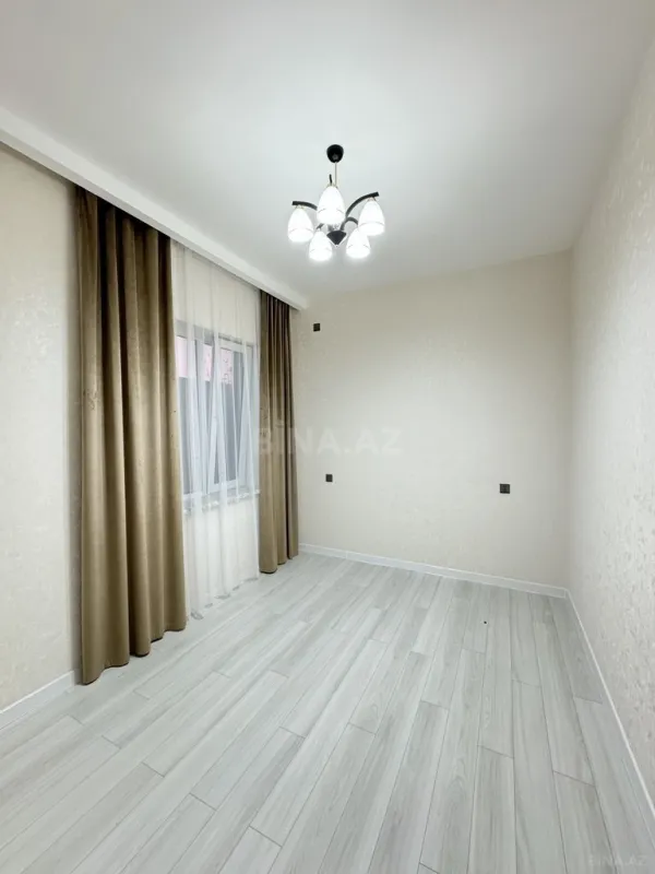 Satılır 4 otaqlı həyət evi 140 m²