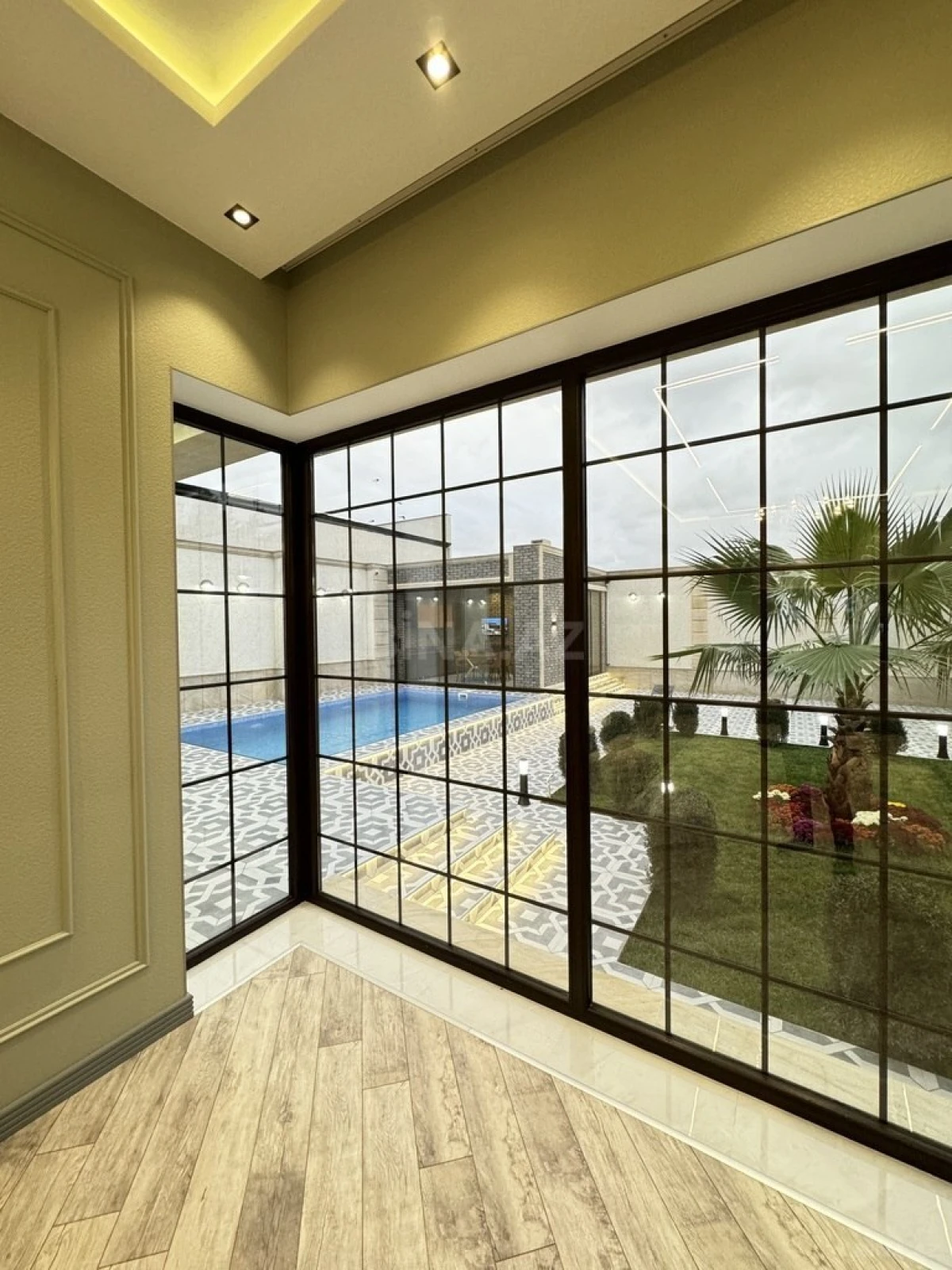 Satılır 4 otaqlı həyət evi 185 m²