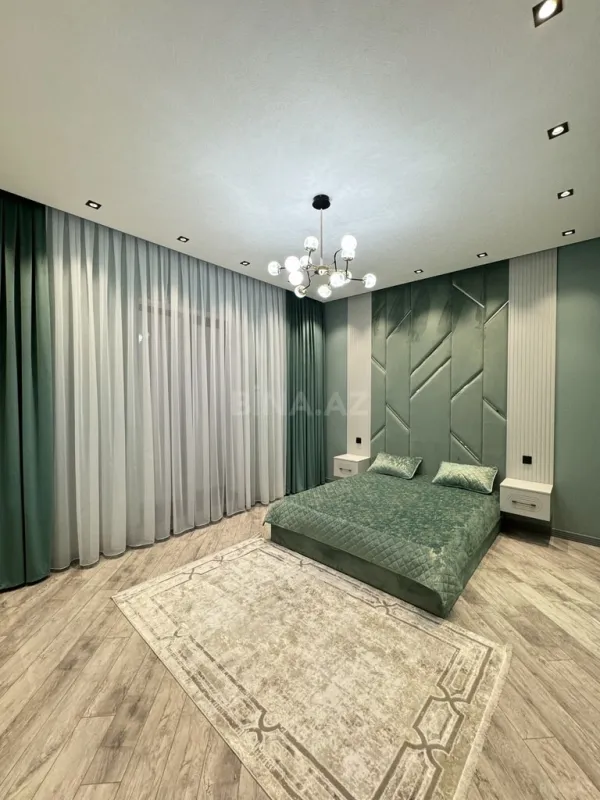 Satılır 4 otaqlı həyət evi 185 m²