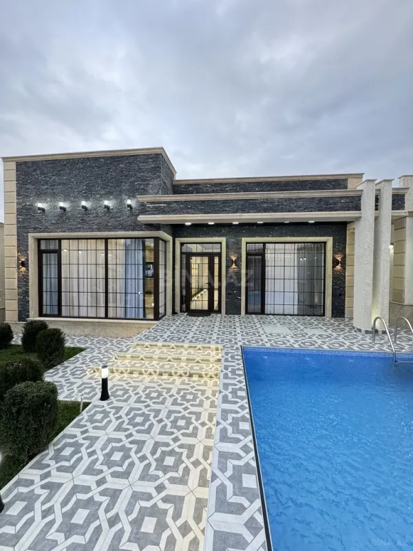 Satılır 4 otaqlı həyət evi 185 m²