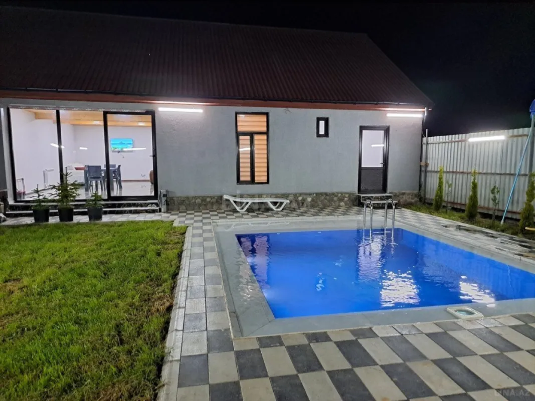 Kirayə verilir 3 otaqlı həyət evi 100 m²