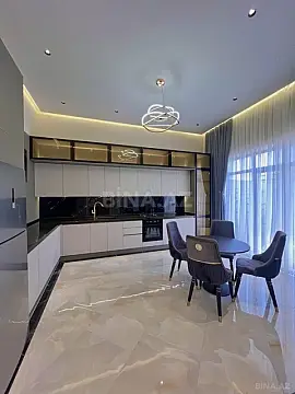 Kirayə verilir 4 otaqlı həyət evi 190 m²