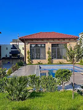 Satılır 4 otaqlı həyət evi 180 m²