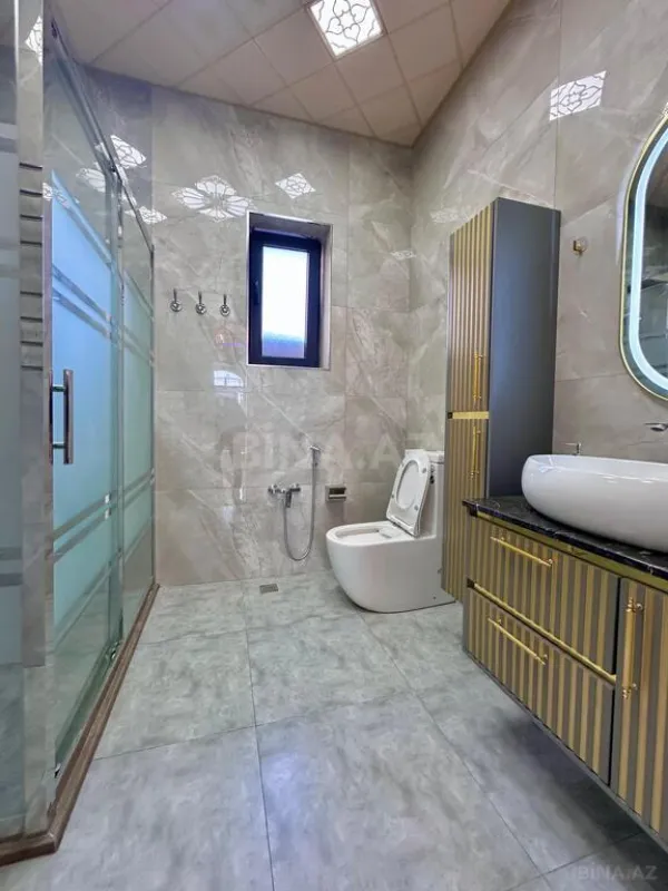 Satılır 4 otaqlı həyət evi 180 m²