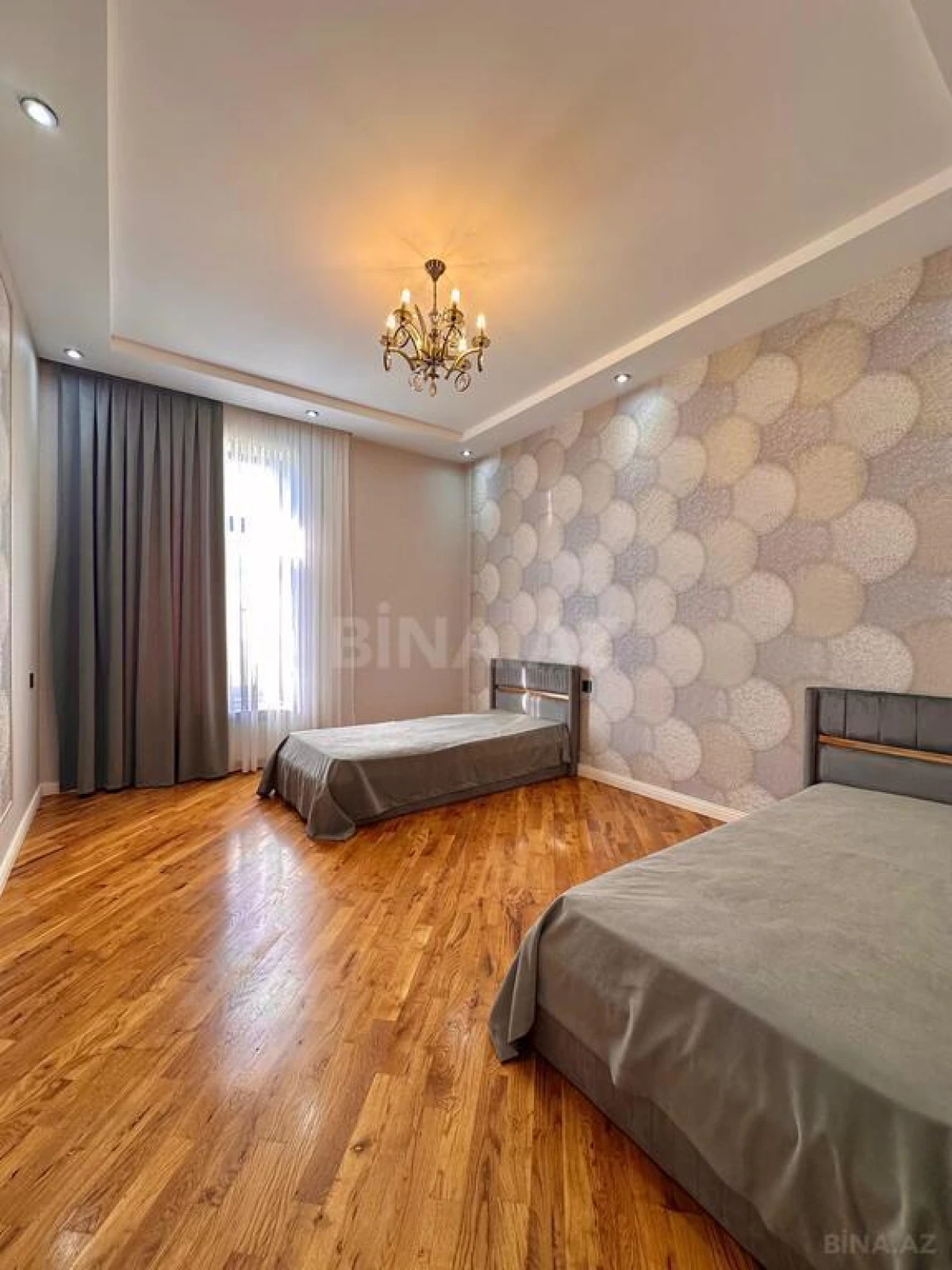 Satılır 4 otaqlı həyət evi 180 m²