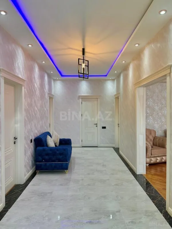 Satılır 4 otaqlı həyət evi 180 m²