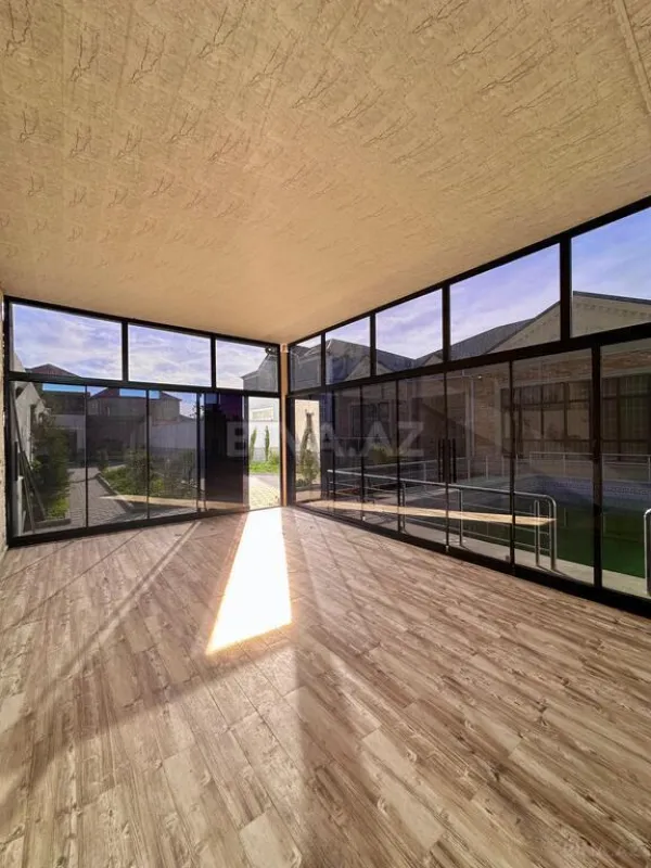 Satılır 4 otaqlı həyət evi 180 m²