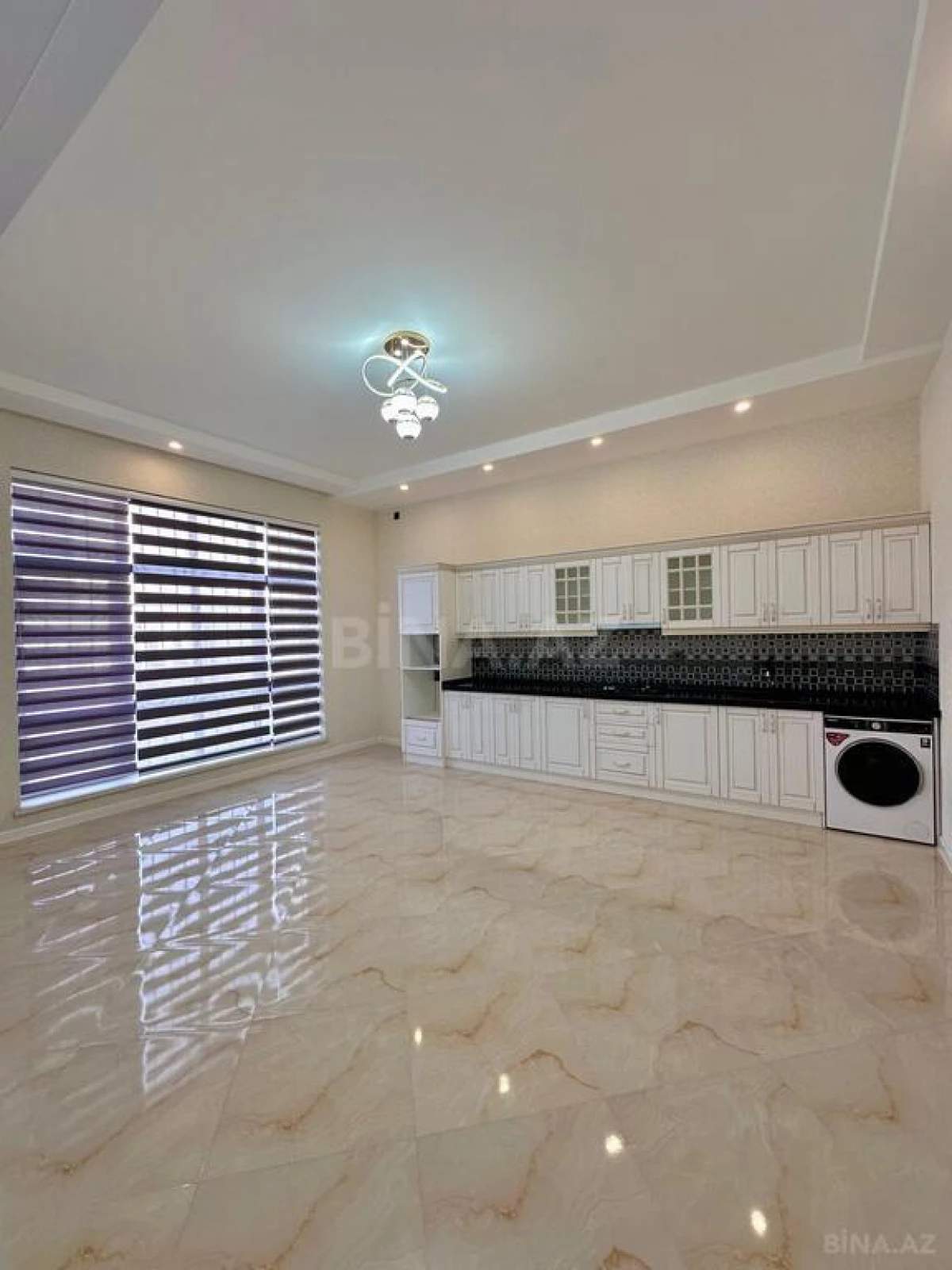 Satılır 4 otaqlı həyət evi 180 m²