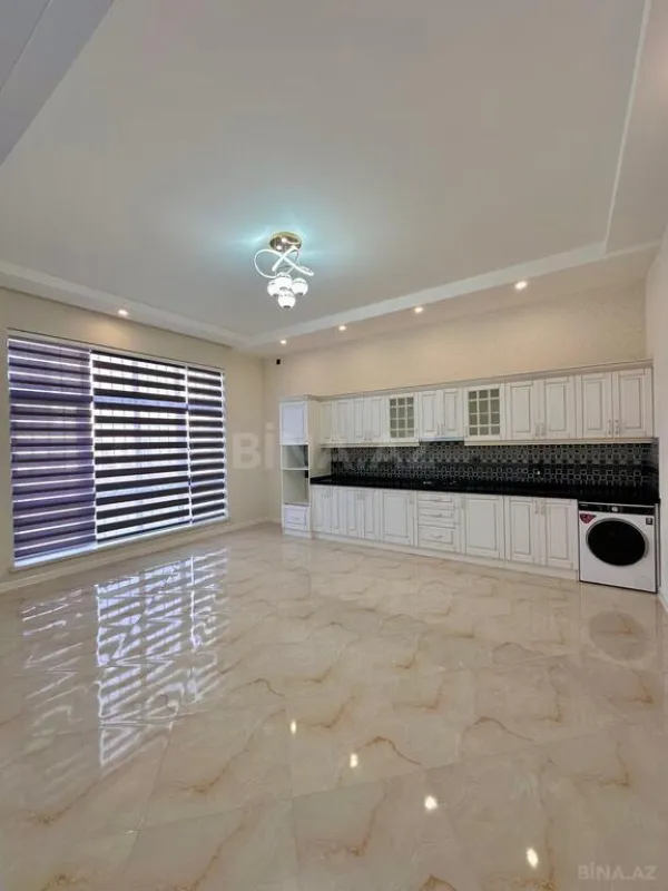 Satılır 4 otaqlı həyət evi 180 m²