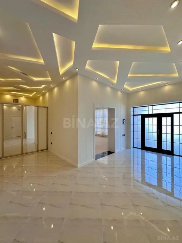 Satılır 4 otaqlı həyət evi 180 m²