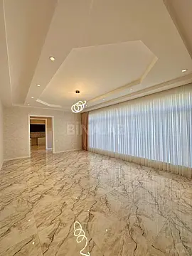 Satılır 4 otaqlı həyət evi 180 m²