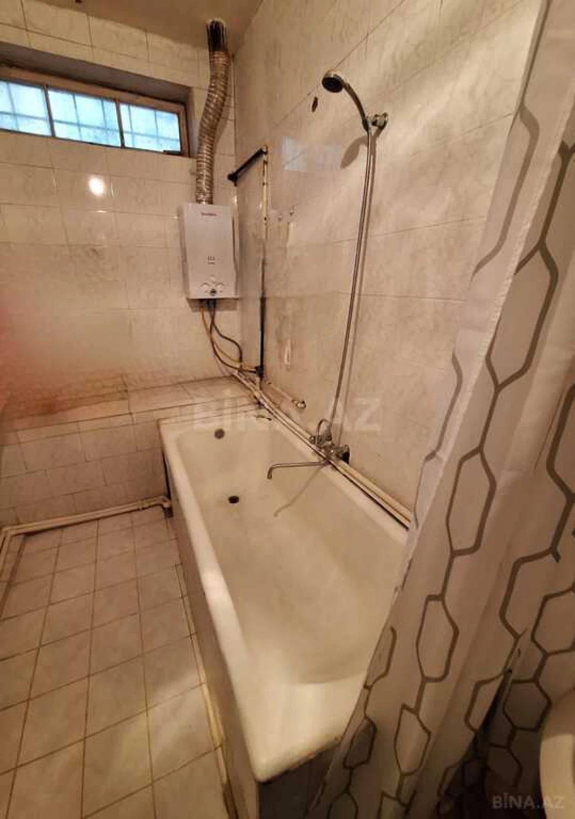 Satılır 6 otaqlı həyət evi 150 m²