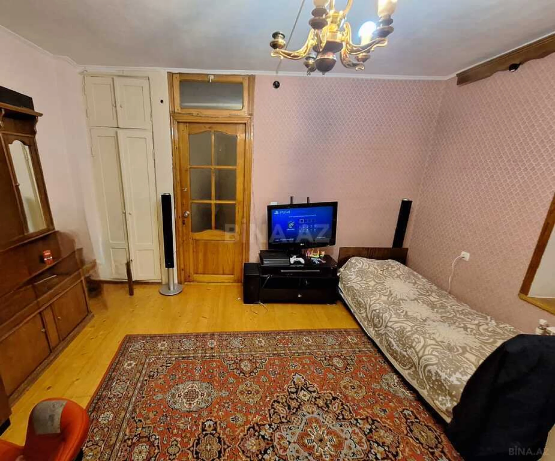Satılır 6 otaqlı həyət evi 150 m²