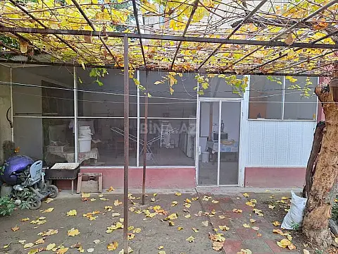 Satılır 6 otaqlı həyət evi 150 m² — Bakı, Yasamal qəs. 6 otaq 150.00 m²