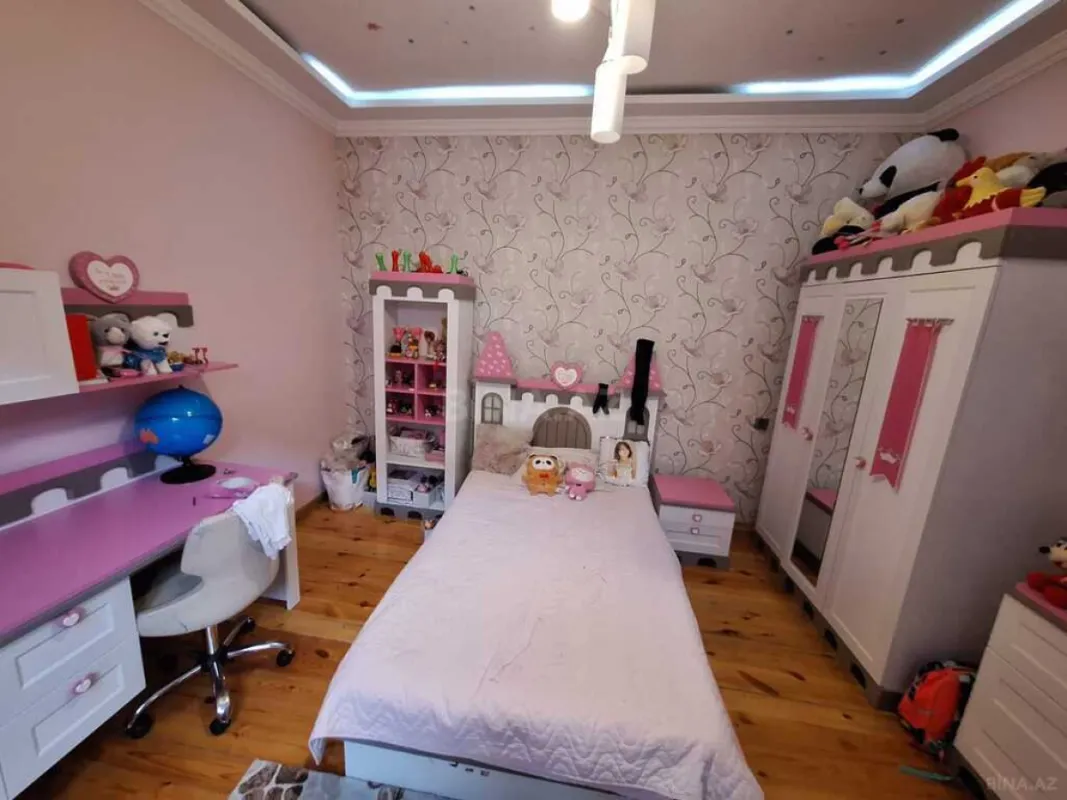 Satılır 6 otaqlı həyət evi 150 m²