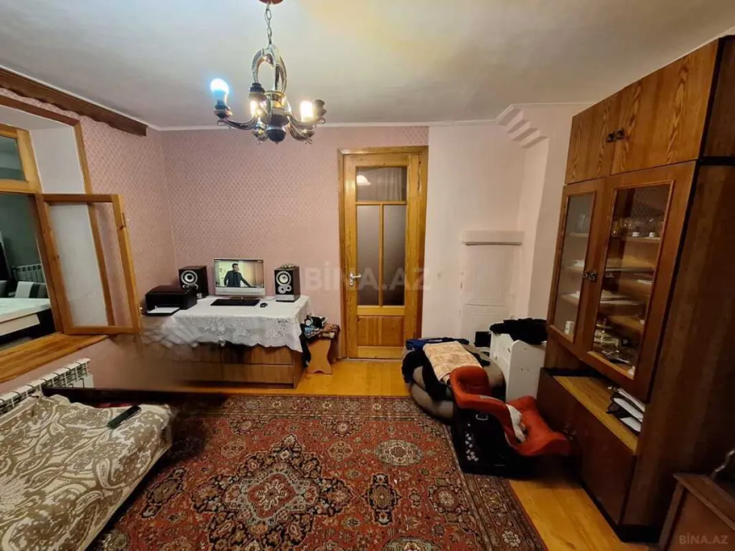 Satılır 6 otaqlı həyət evi 150 m²