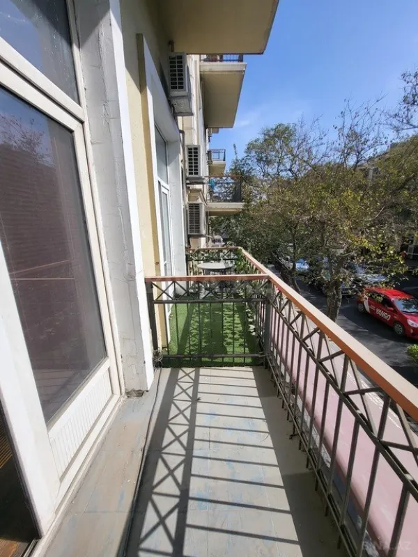 Kirayə verilir 3 otaqlı ofis 110 m²