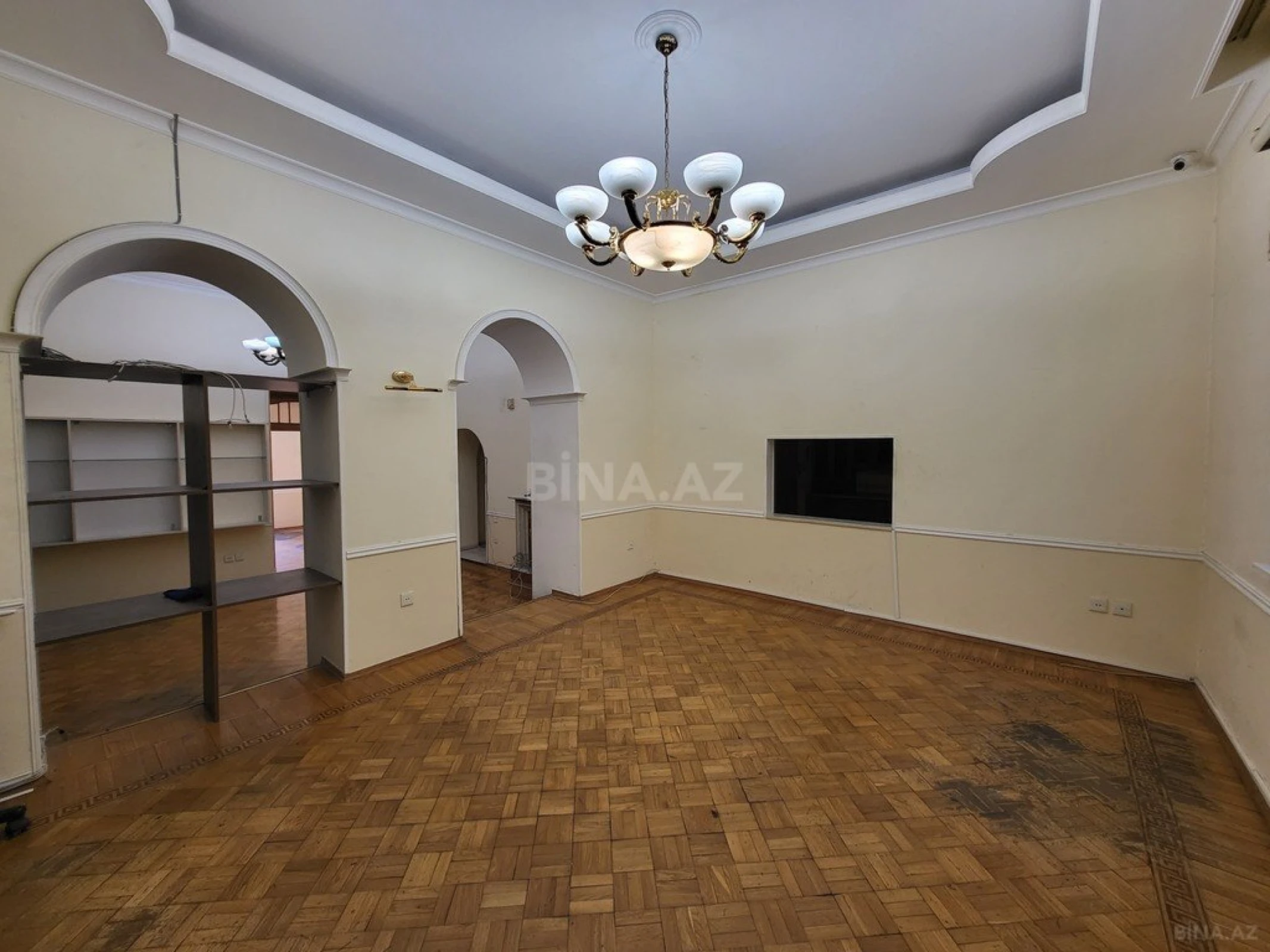 Kirayə verilir 3 otaqlı ofis 110 m²