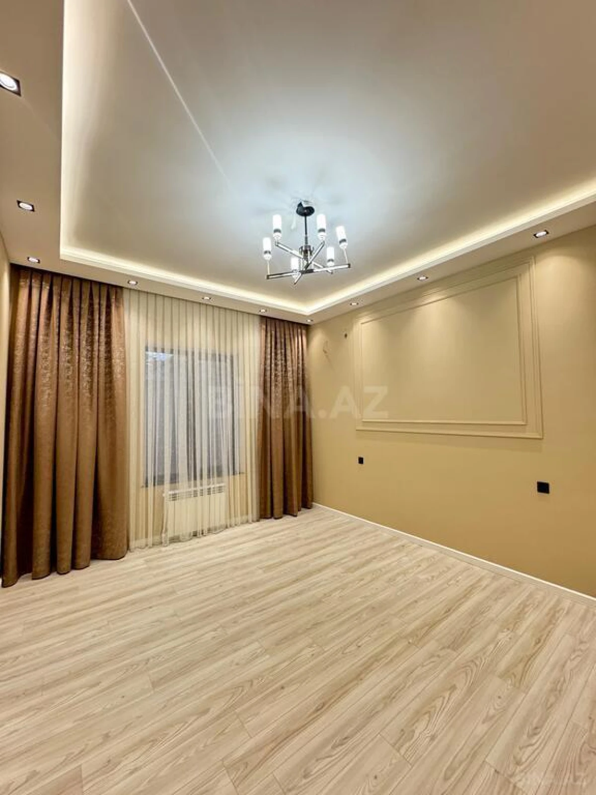 Satılır 4 otaqlı həyət evi 200 m²