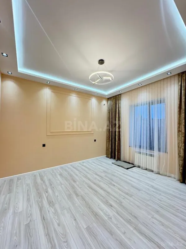 Satılır 4 otaqlı həyət evi 200 m²