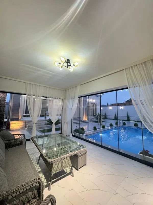 Satılır 4 otaqlı həyət evi 200 m²