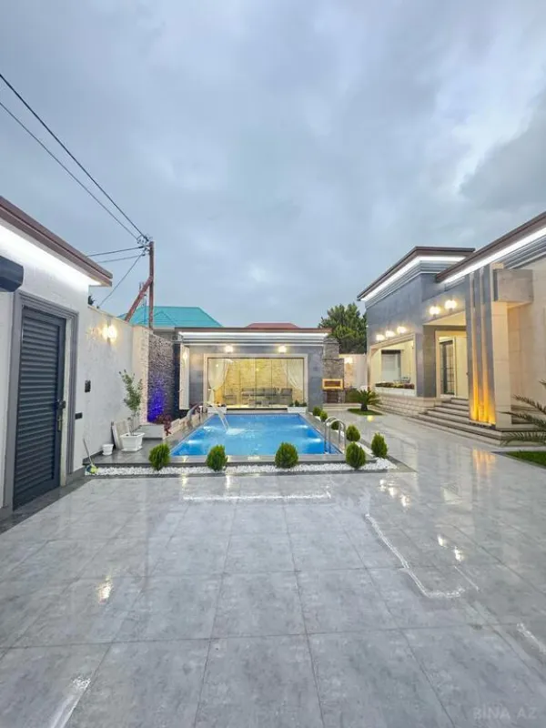 Satılır 4 otaqlı həyət evi 200 m²