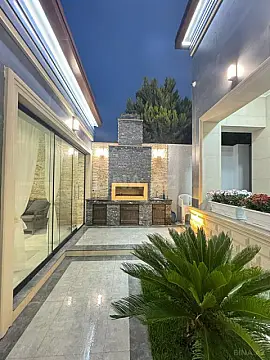 Satılır 4 otaqlı həyət evi 200 m²