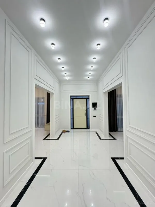 Satılır 4 otaqlı həyət evi 200 m²