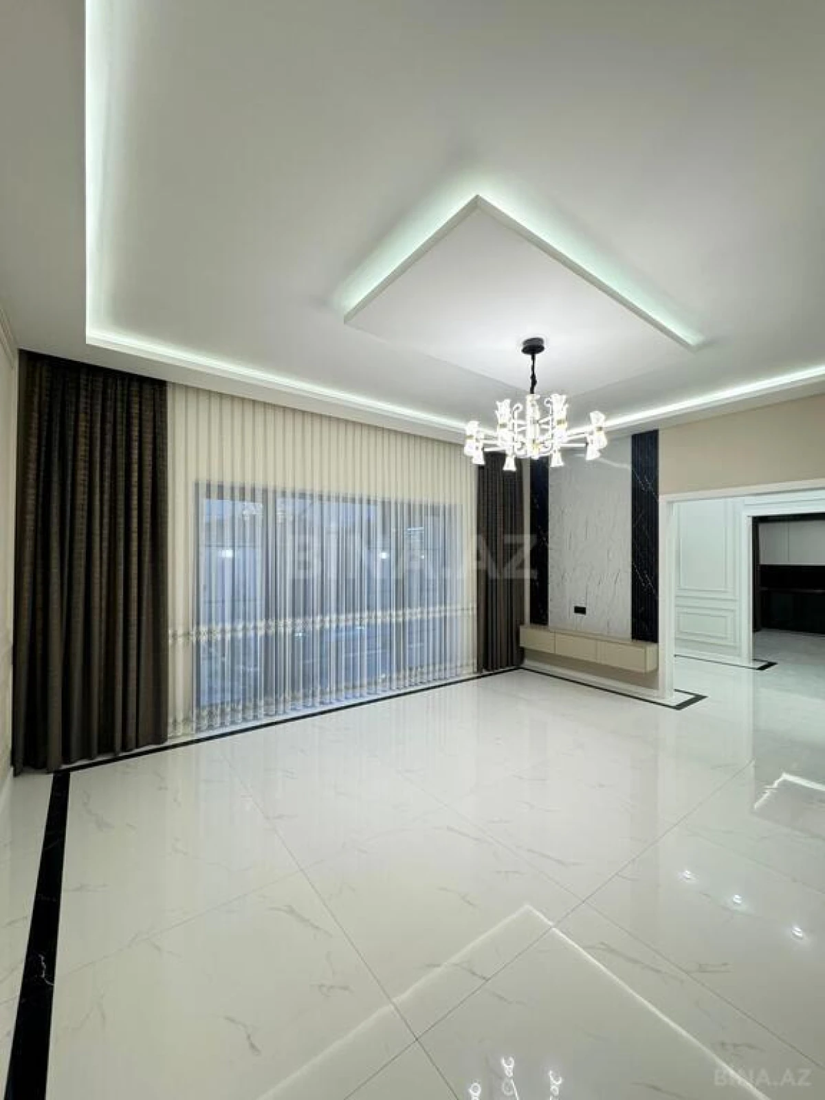 Satılır 4 otaqlı həyət evi 200 m²
