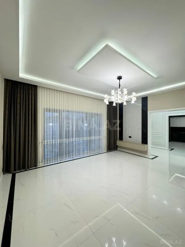 Satılır 4 otaqlı həyət evi 200 m²