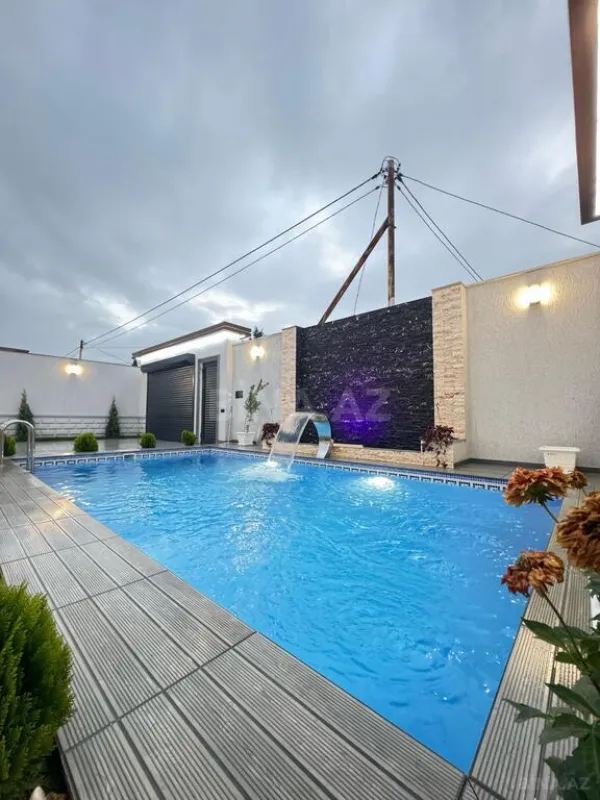 Satılır 4 otaqlı həyət evi 200 m²