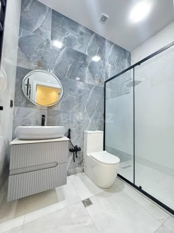 Satılır 4 otaqlı həyət evi 200 m²