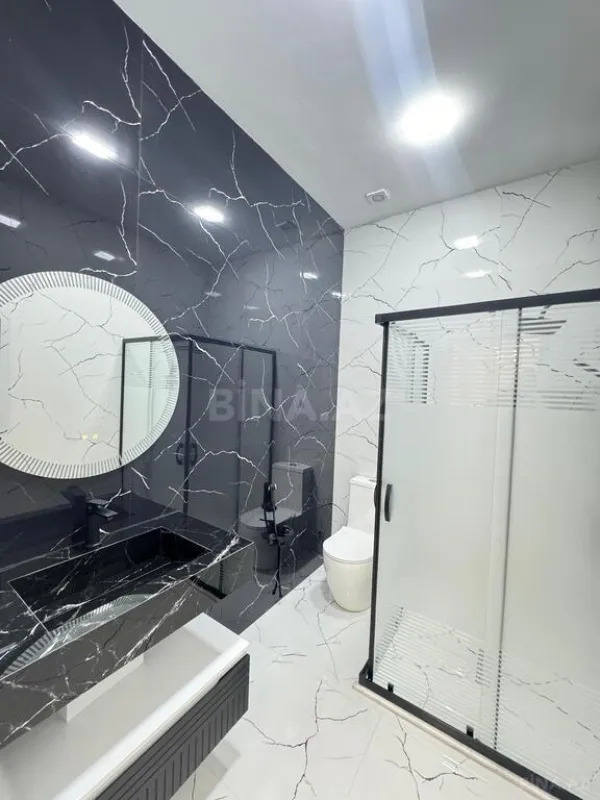 Satılır 4 otaqlı həyət evi 200 m²