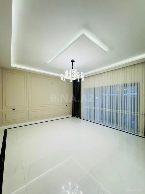 Satılır 4 otaqlı həyət evi 200 m²