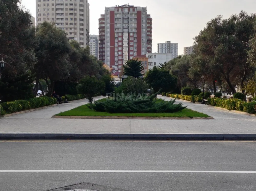 Satılır obyekt 67 m²