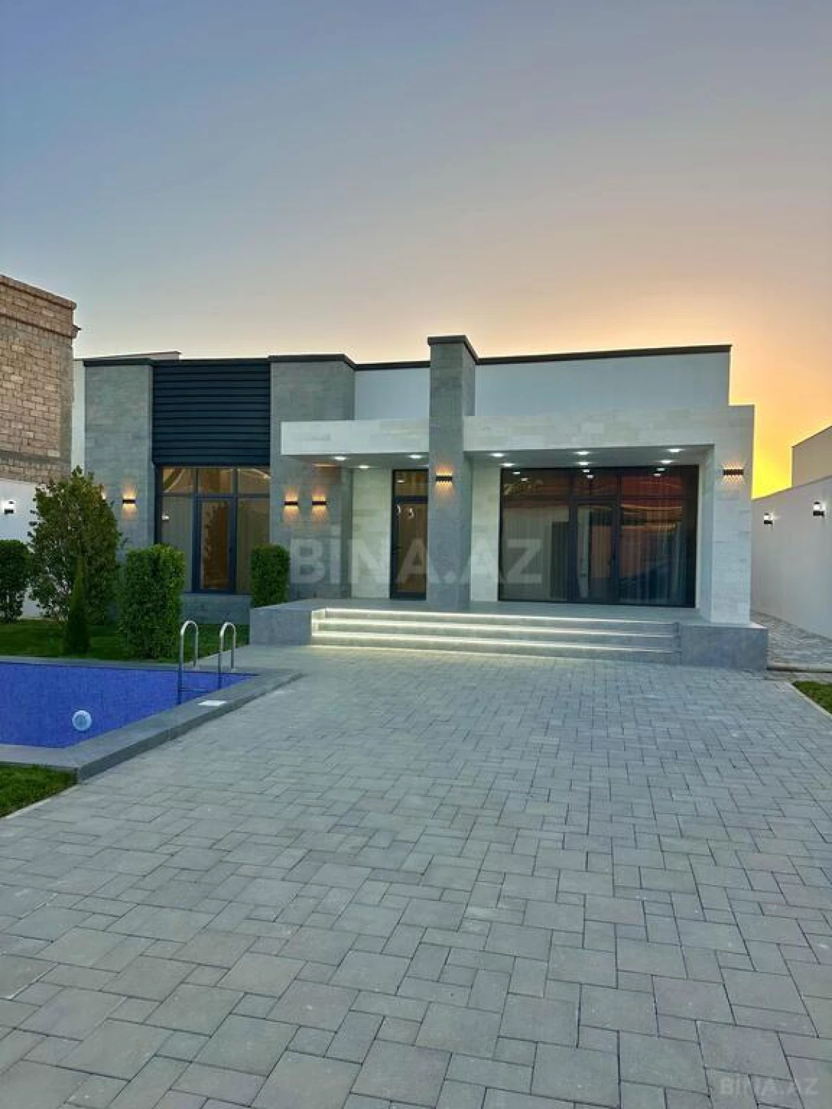 Satılır 4 otaqlı həyət evi 180 m²