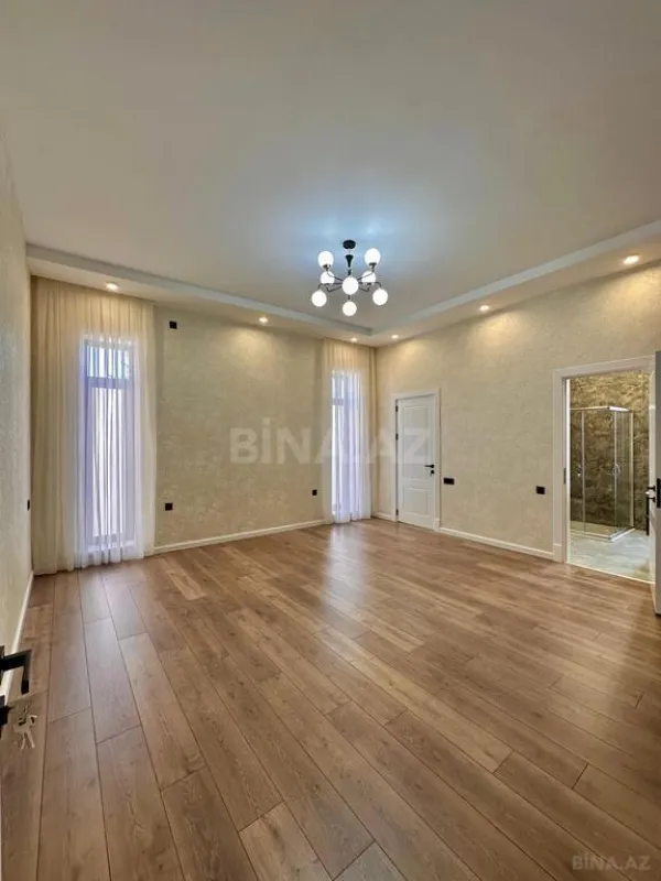 Satılır 4 otaqlı həyət evi 180 m²