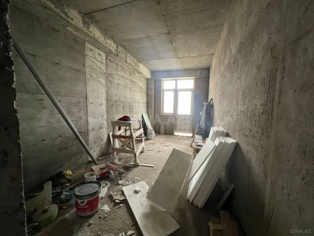 Satılır 2 otaqlı mənzil 94 m²