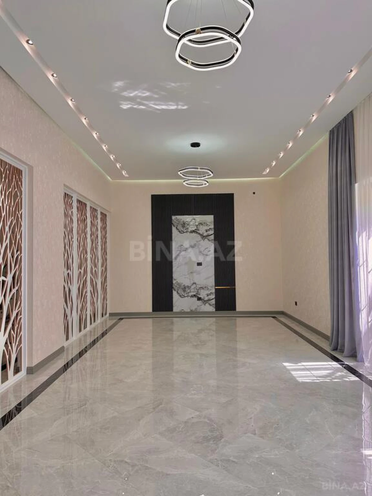 Satılır 6 otaqlı həyət evi 400 m²